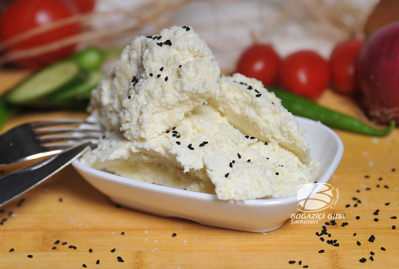 Az Yağlı Tulum Peynir
